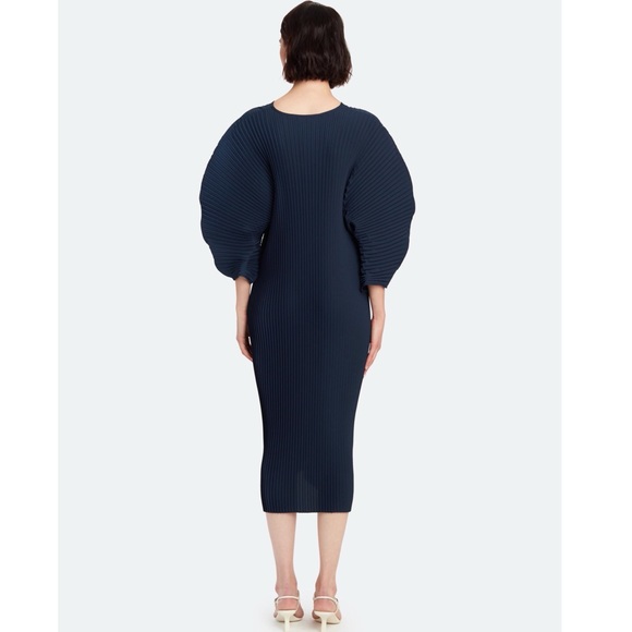 NWT Stylein Isadora Pleated Midi Dress-Navy Blue - Picture 2 of 6